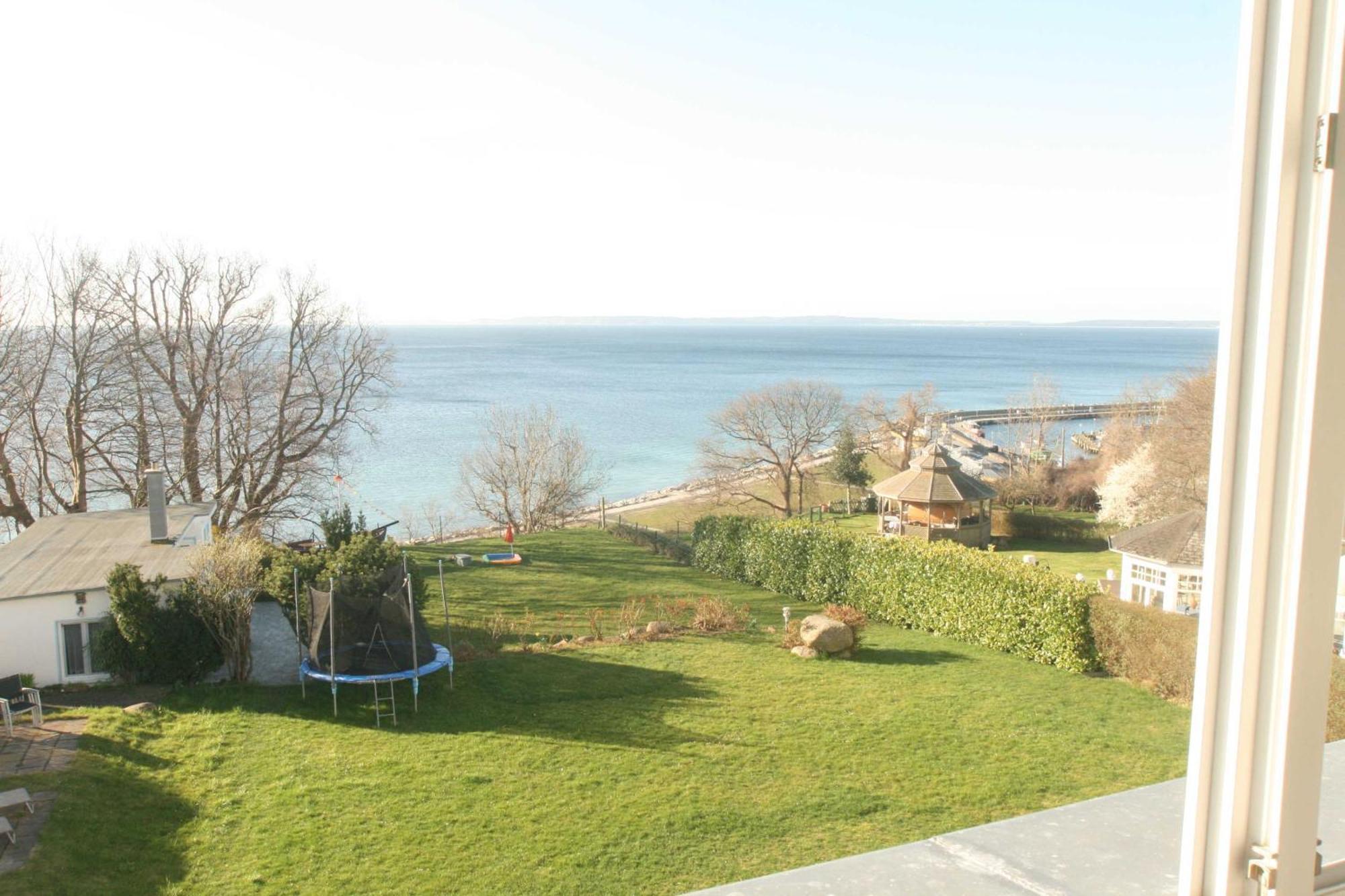 Villa Feodora - Das Haus Mit Dem Einzigartigen Seeblick Sassnitz Exterior photo